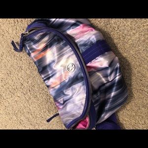 Lululemon Good Fortune Bag in Mirage Deep Indigo